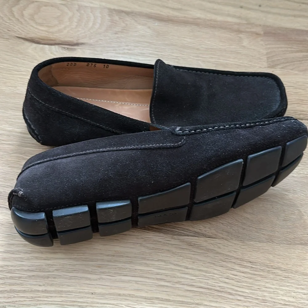 PRADA men's dark brown suede leather slip-on driving moccasins size 10, unworn